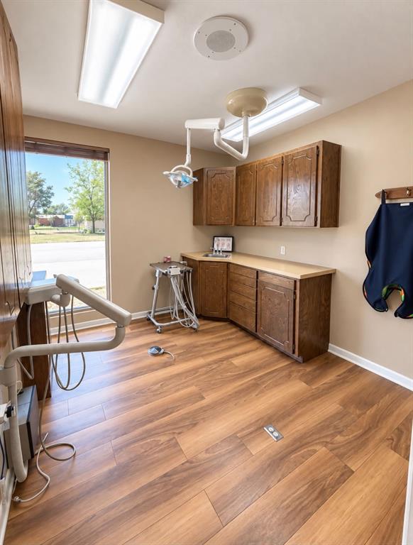 309 Ne Medical Drive Property Photo 11