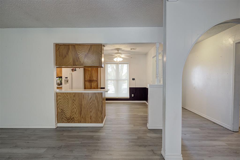 8801 Oakridge Drive Property Photo 12