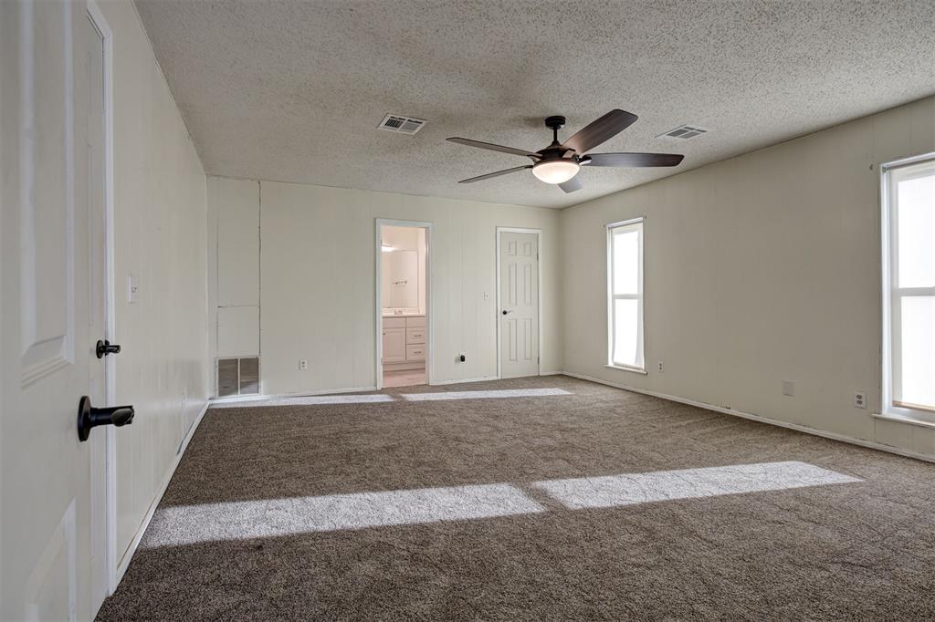 8801 Oakridge Drive Property Photo 23
