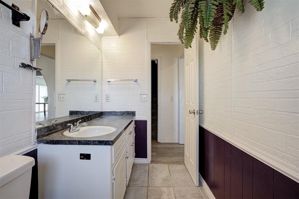 8801 Oakridge Drive Property Photo 42