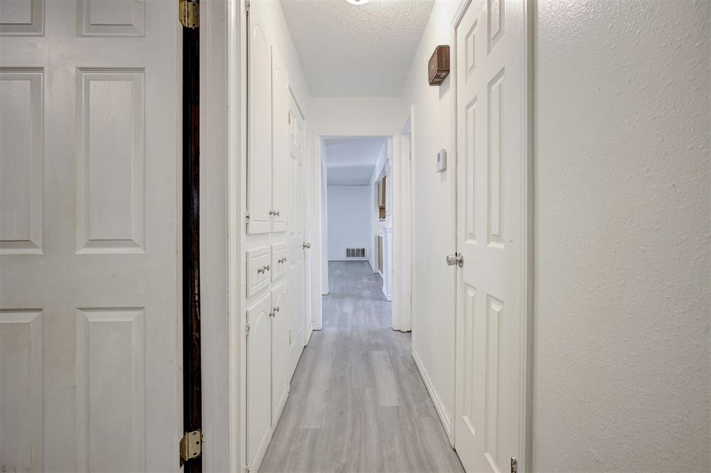 8801 Oakridge Drive Property Photo 43