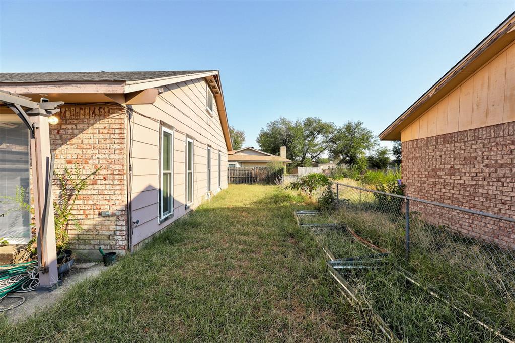 8801 Oakridge Drive Property Photo 47