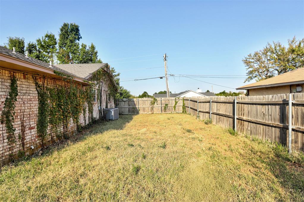 8801 Oakridge Drive Property Photo 48