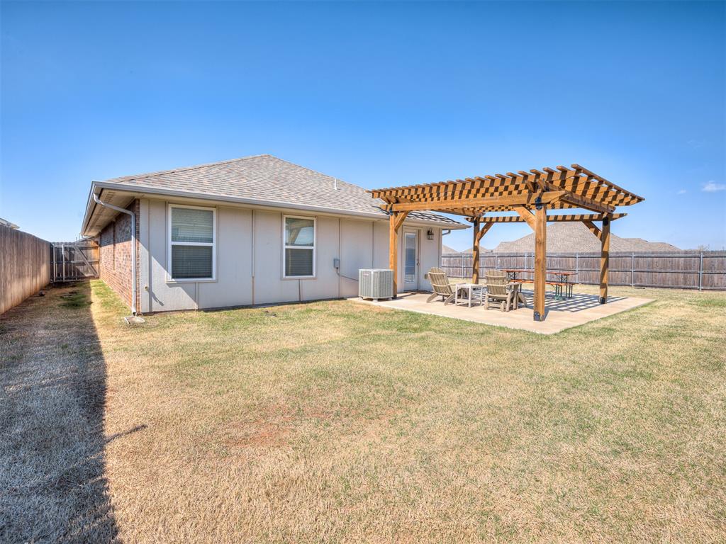 19628 Brookville Drive Property Photo 32