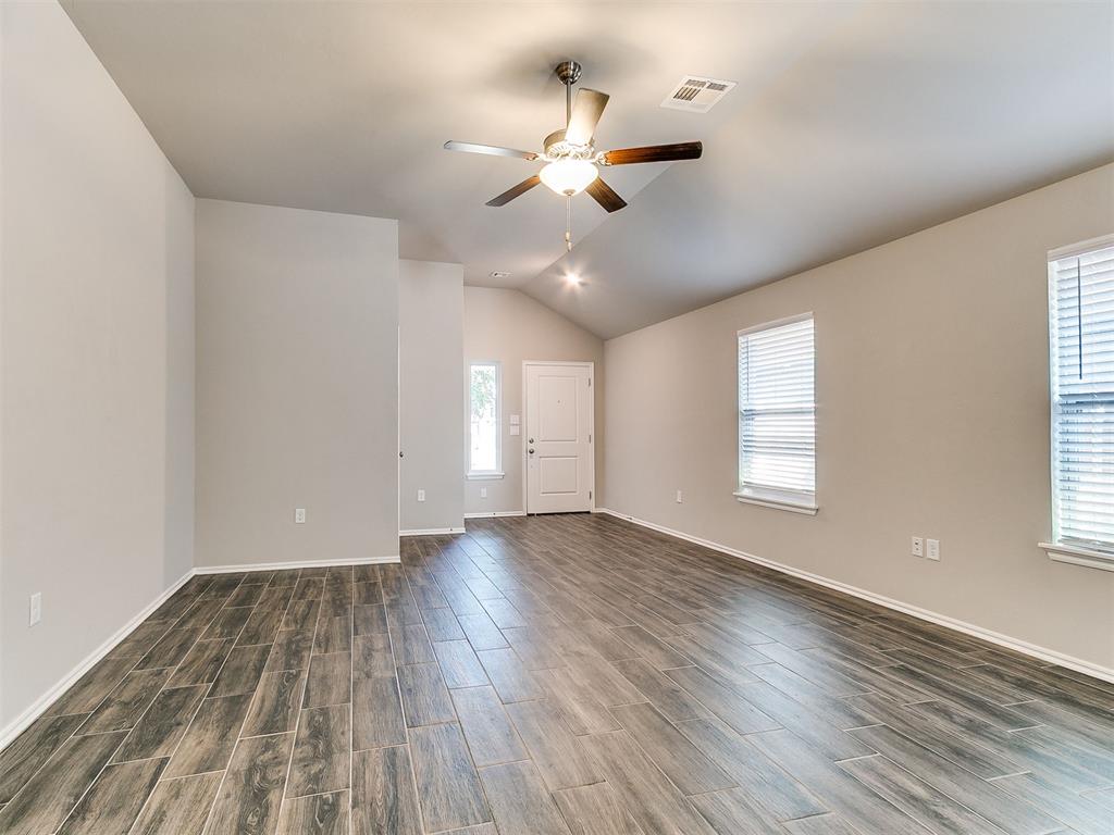 1301 Harvest Trail Property Photo 7