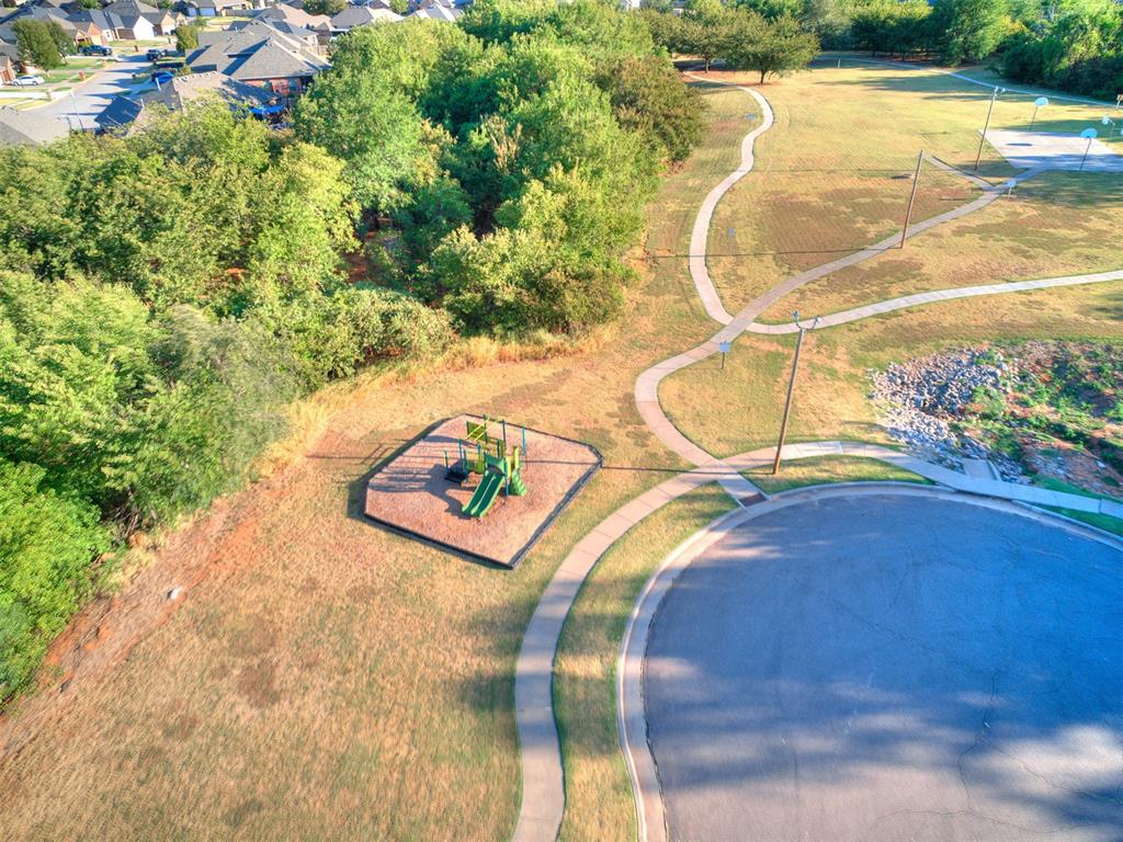 1301 Harvest Trail Property Photo 48