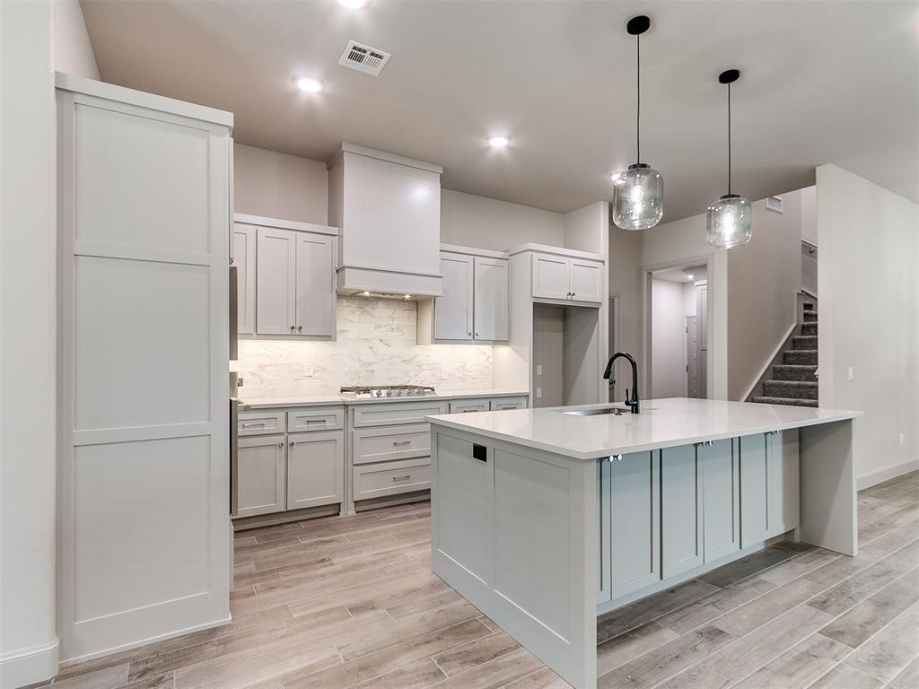 16108 Segovia Drive Property Photo 2