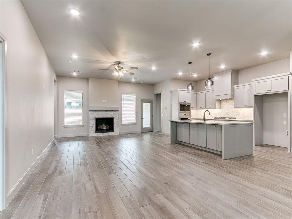 16108 Segovia Drive Property Photo 11