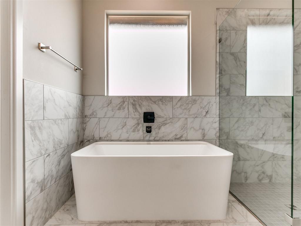 16108 Segovia Drive Property Photo 17