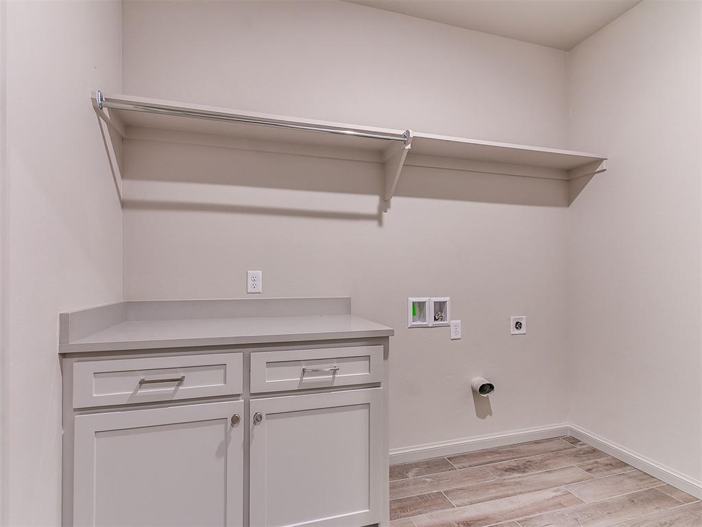 16108 Segovia Drive Property Photo 32