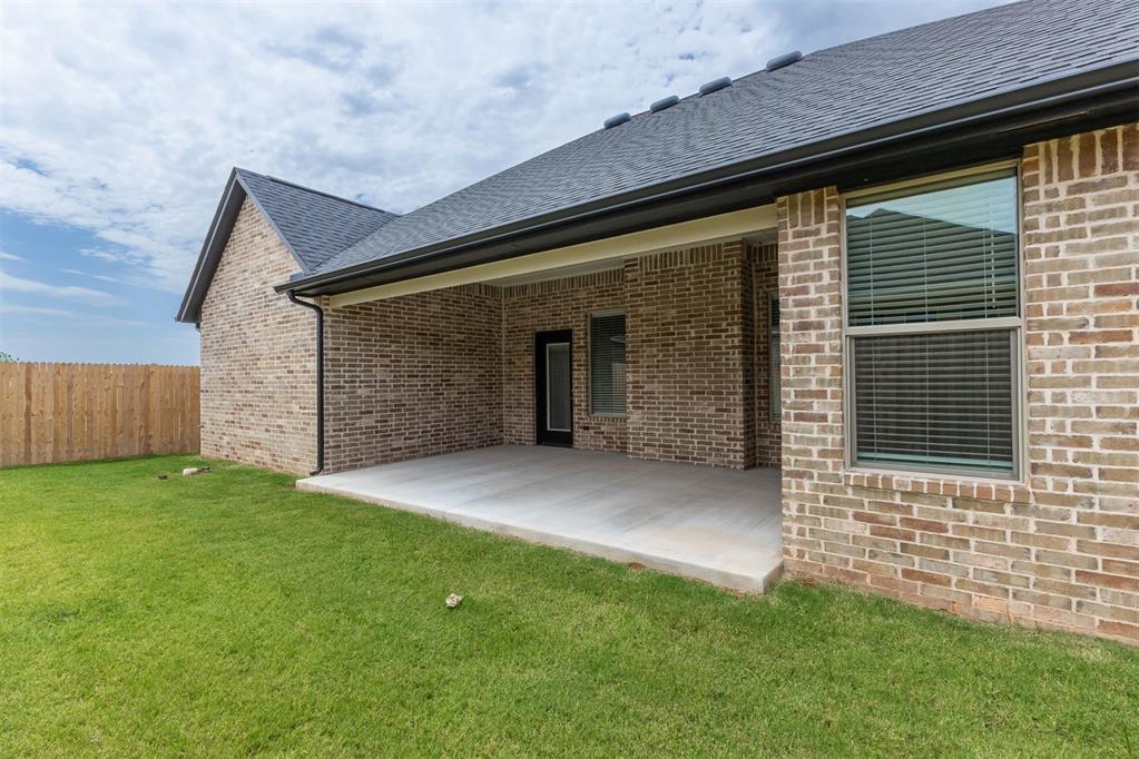 16108 Segovia Drive Property Photo 36