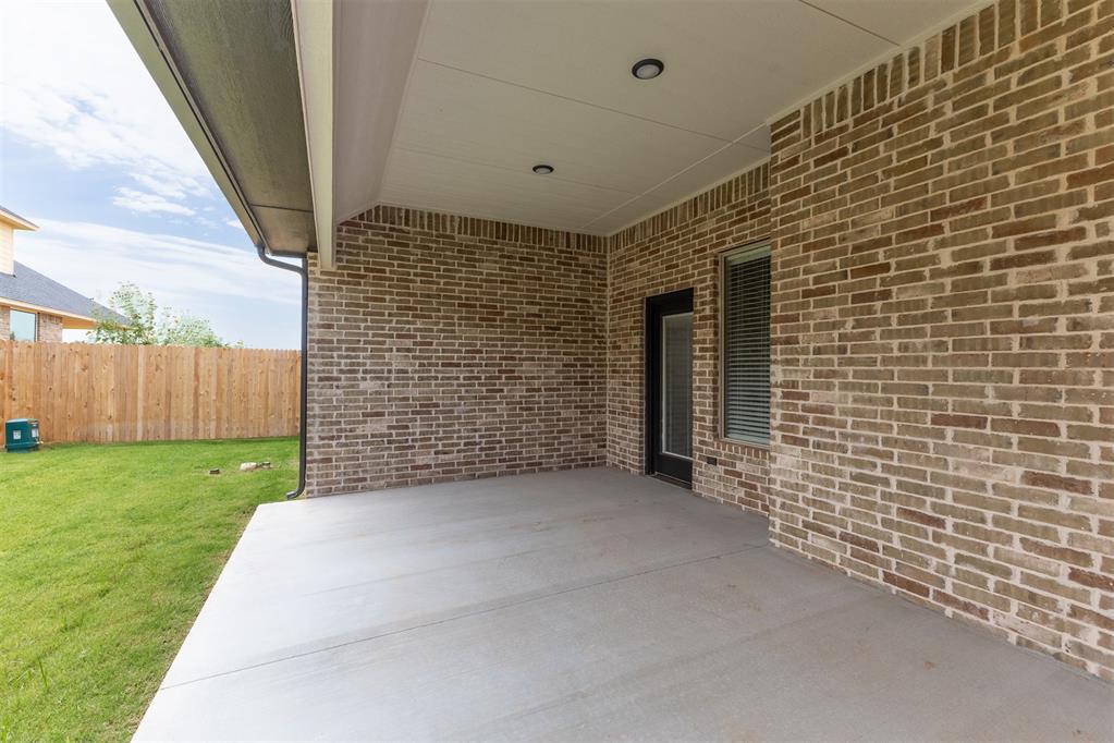 16108 Segovia Drive Property Photo 37