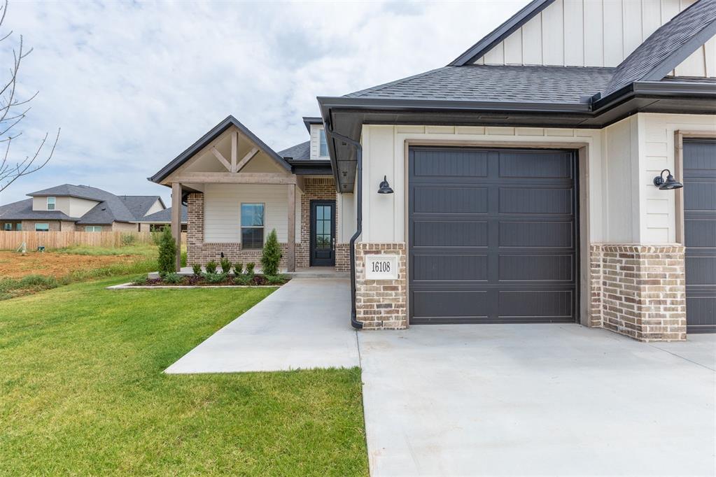 16108 Segovia Drive Property Photo 39