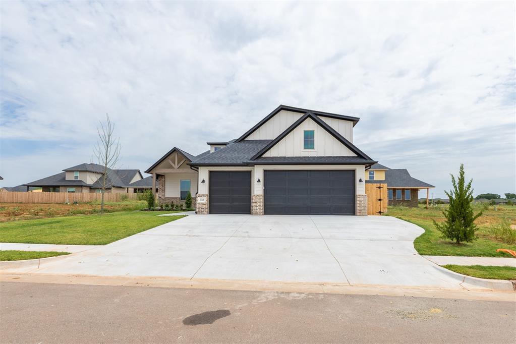 16108 Segovia Drive Property Photo 42