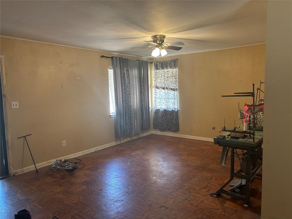 2065 Nw 48th Street Property Photo 10