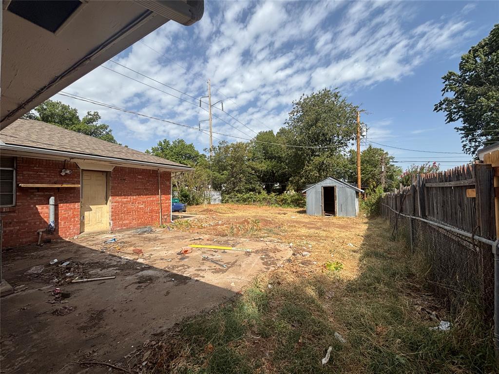 2065 Nw 48th Street Property Photo 19