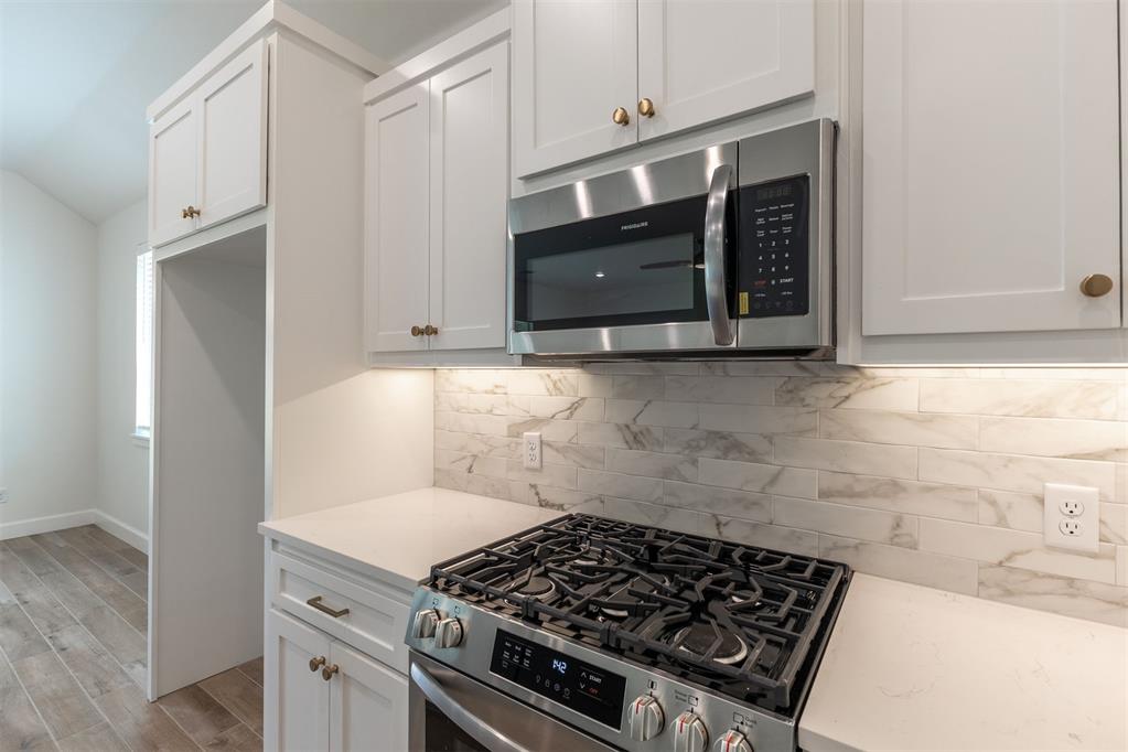 16025 Catalonia Place Property Photo 8