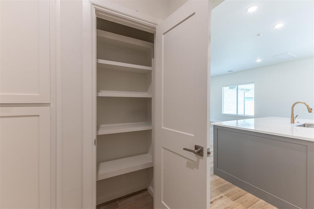 16025 Catalonia Place Property Photo 10