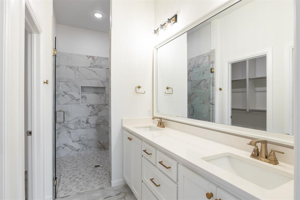 16025 Catalonia Place Property Photo 19