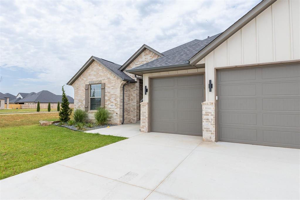 16025 Catalonia Place Property Photo 37