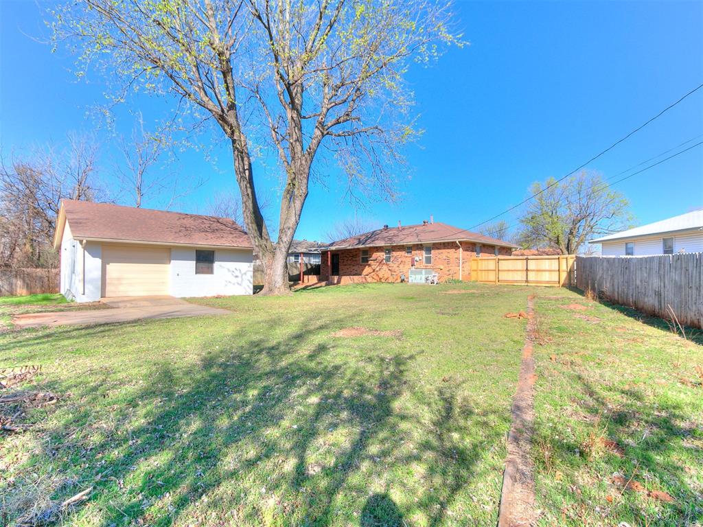 4744 Se 18th Street Property Photo 12