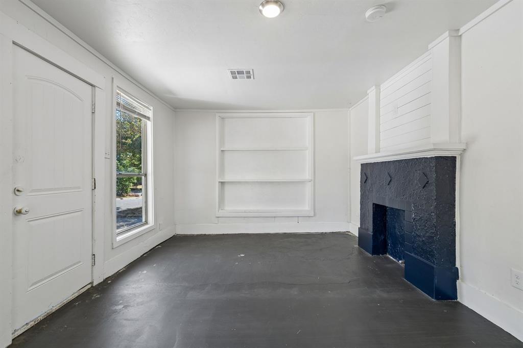 1900 W Park Place Property Photo 25