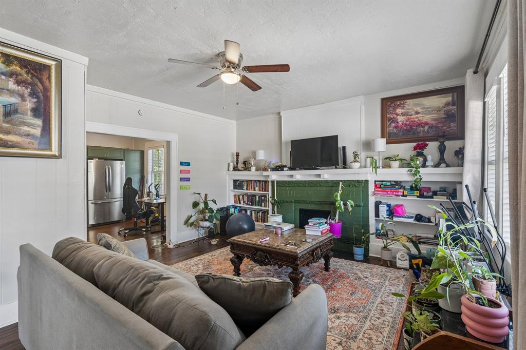 1900 W Park Place Property Photo 31