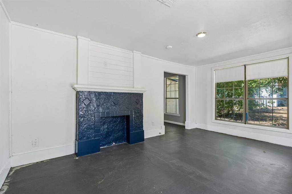 1900 W Park Place Property Photo 36