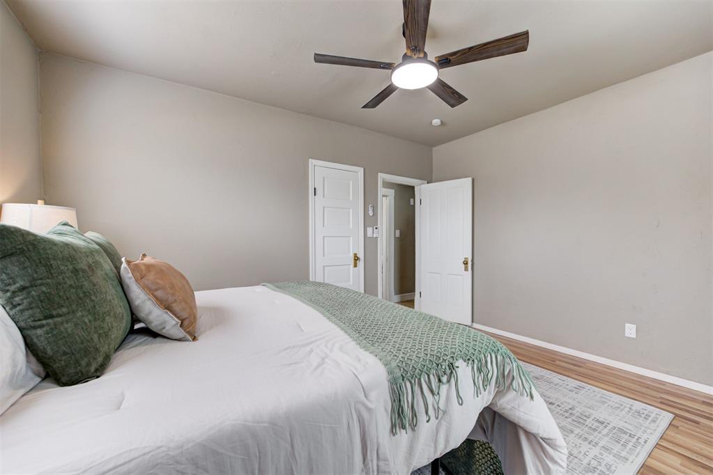 414 E Perkins Avenue Property Photo 18