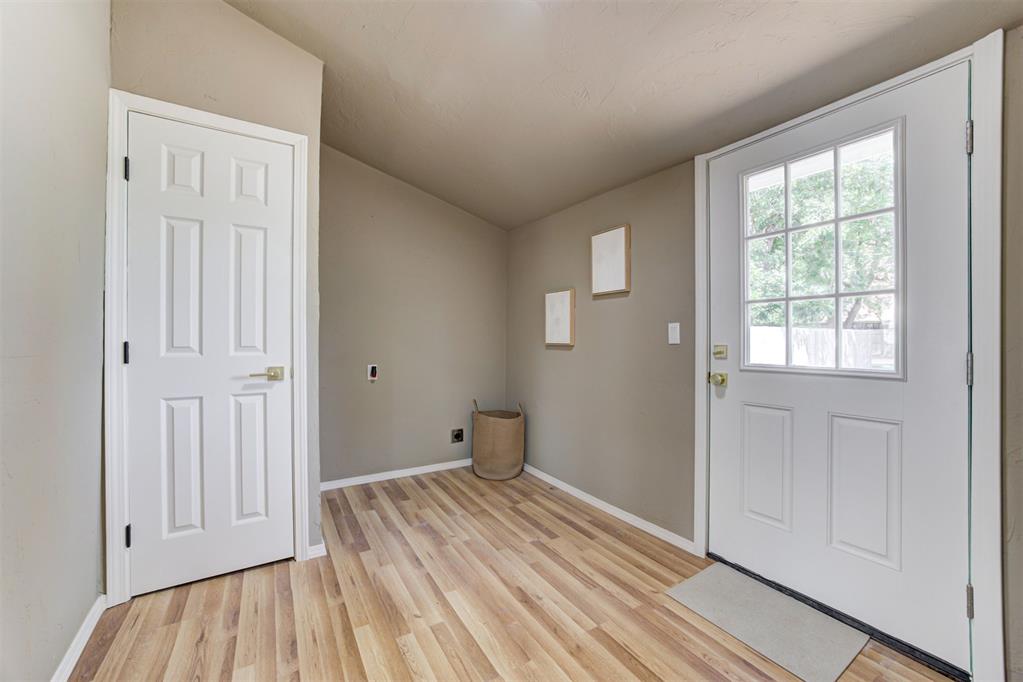 414 E Perkins Avenue Property Photo 28