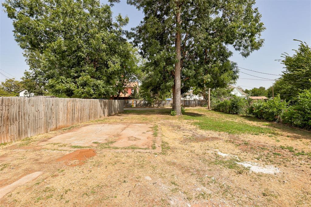 414 E Perkins Avenue Property Photo 30