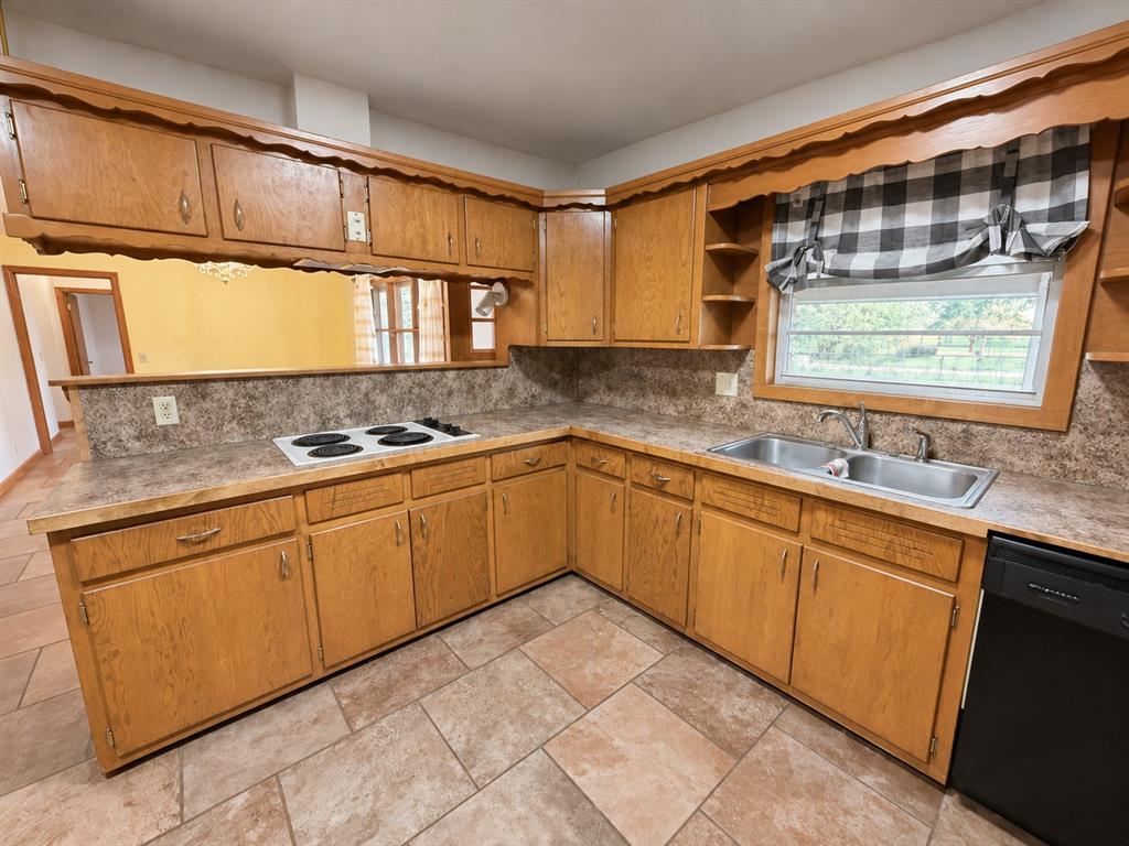 415 E Chestnut Road Property Photo 9