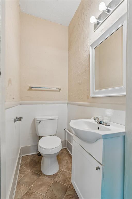 401 E Van Buren Street Property Photo 34