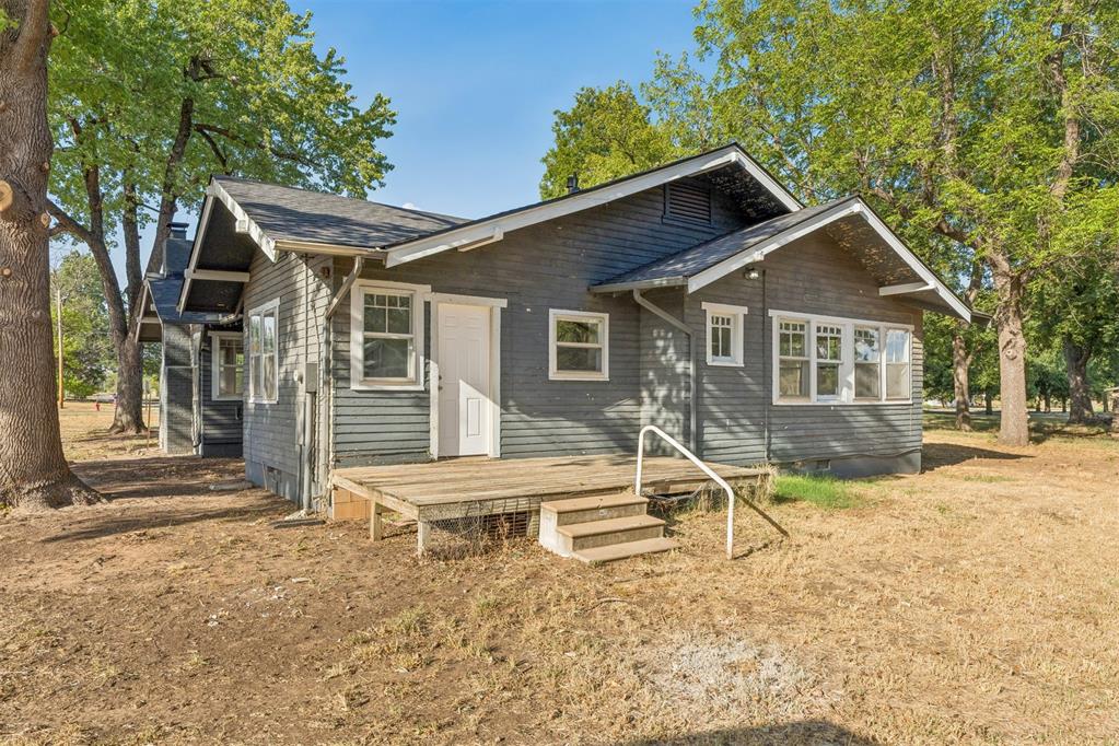 401 E Van Buren Street Property Photo 36