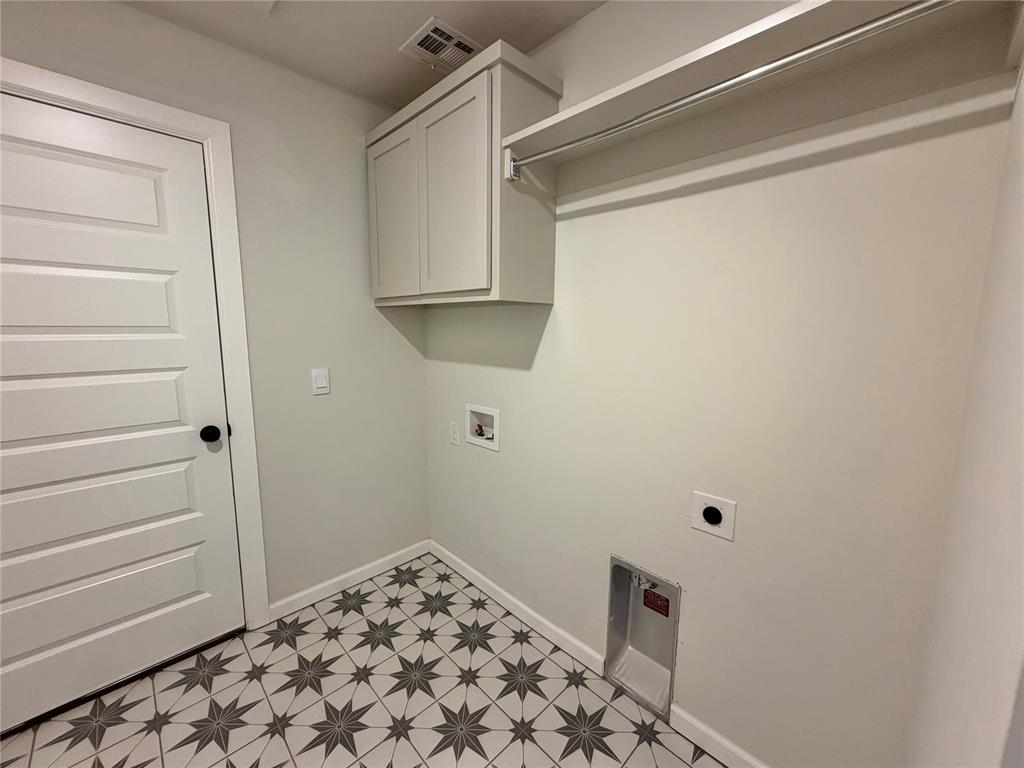 1249487 Property Photo 8