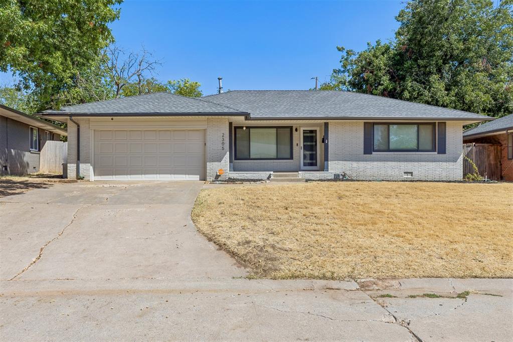 2305 Barclay Drive Property Photo 1