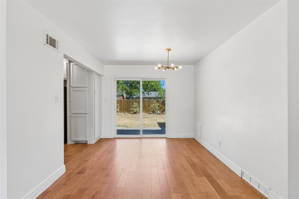 2305 Barclay Drive Property Photo 8