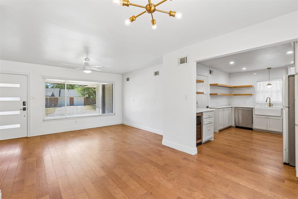 2305 Barclay Drive Property Photo 10