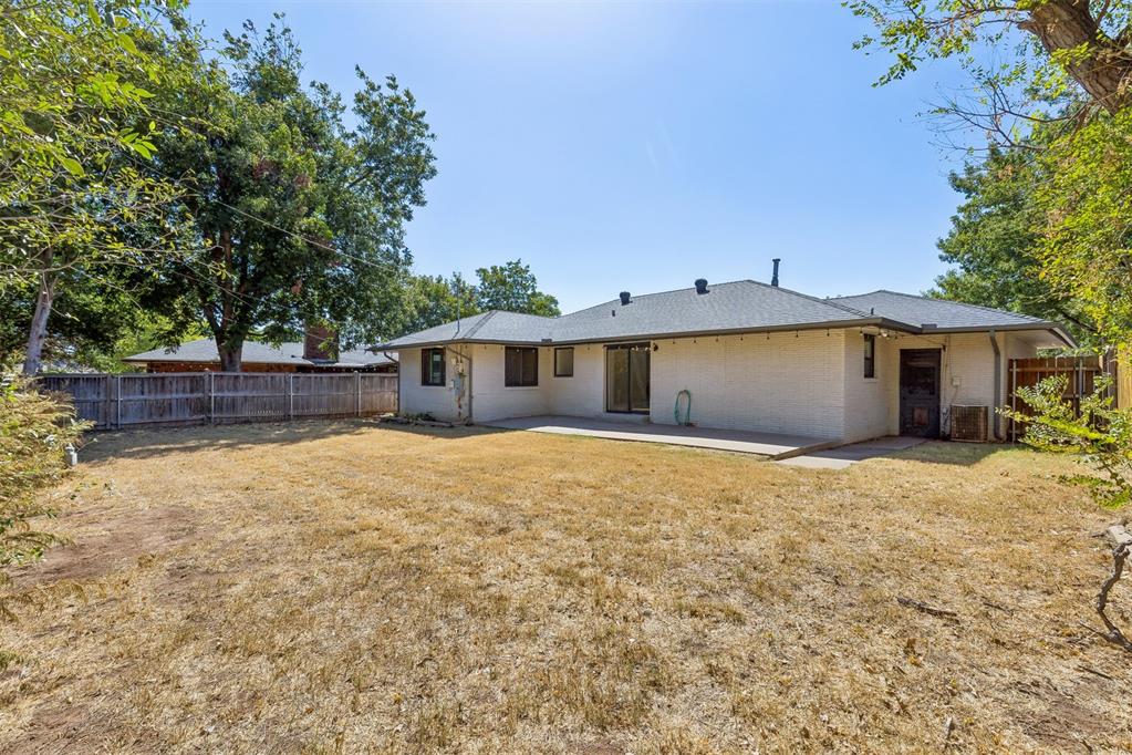 2305 Barclay Drive Property Photo 28