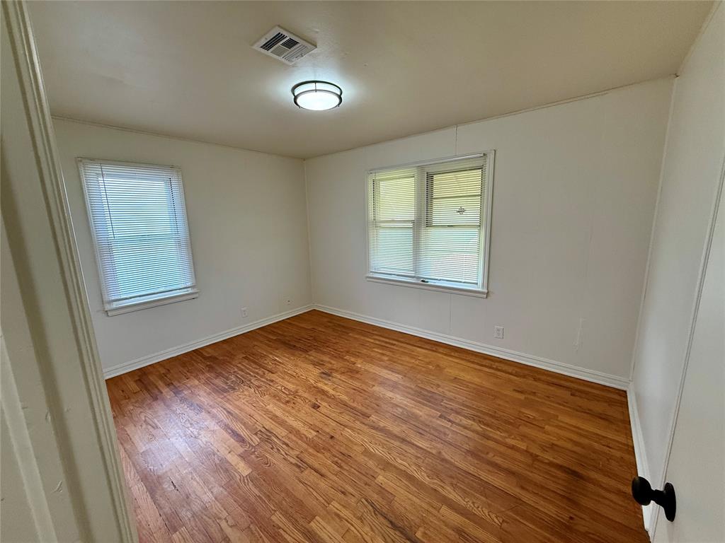 1323 Nw 81st Street Property Photo 4
