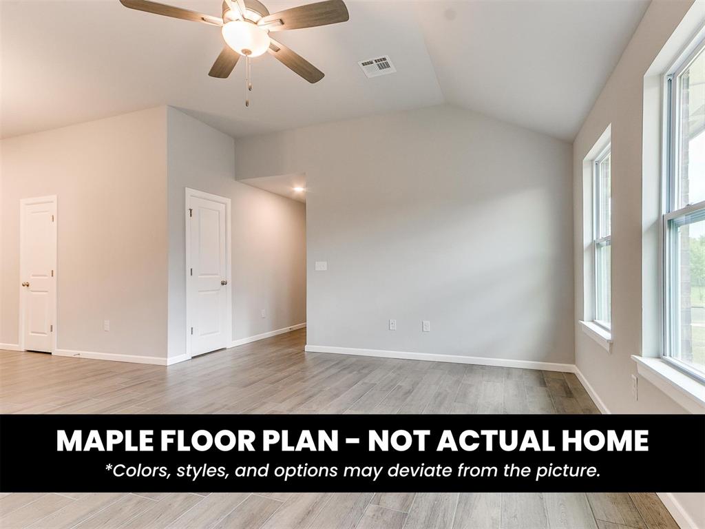 910 Tim Holt Drive Property Photo 11