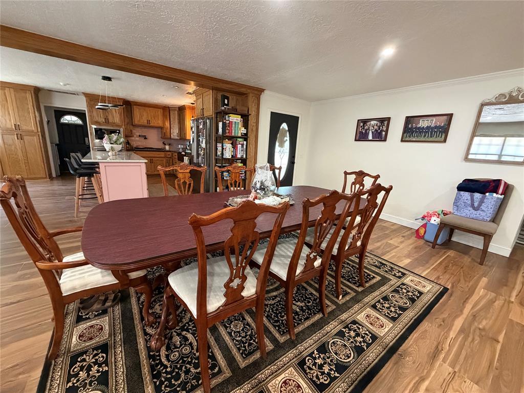 2706 Timber Court Property Photo 4