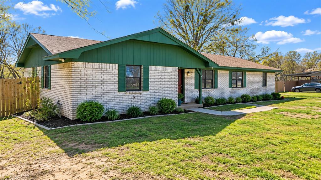 2857 Bussell Ridge Road Property Photo 1