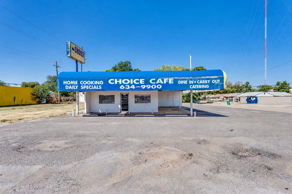 5205 S Shields Boulevard Property Photo 1