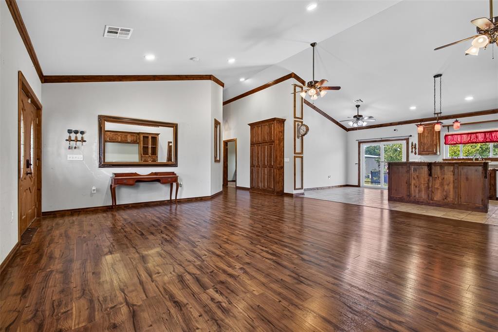 9280 Jasper Drive Property Photo 6