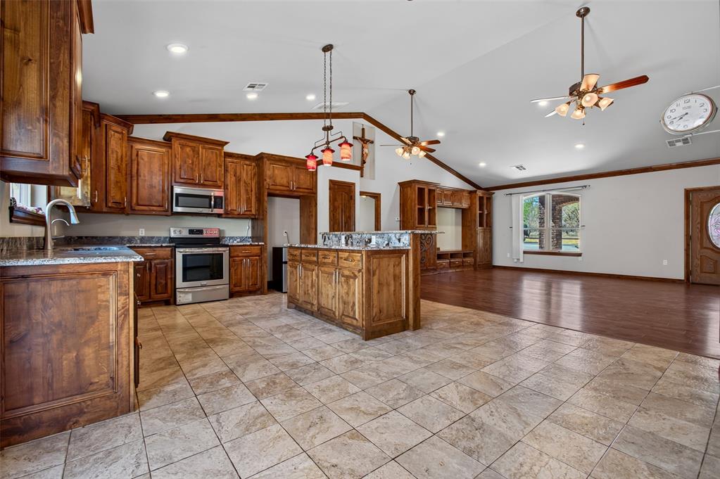 9280 Jasper Drive Property Photo 13