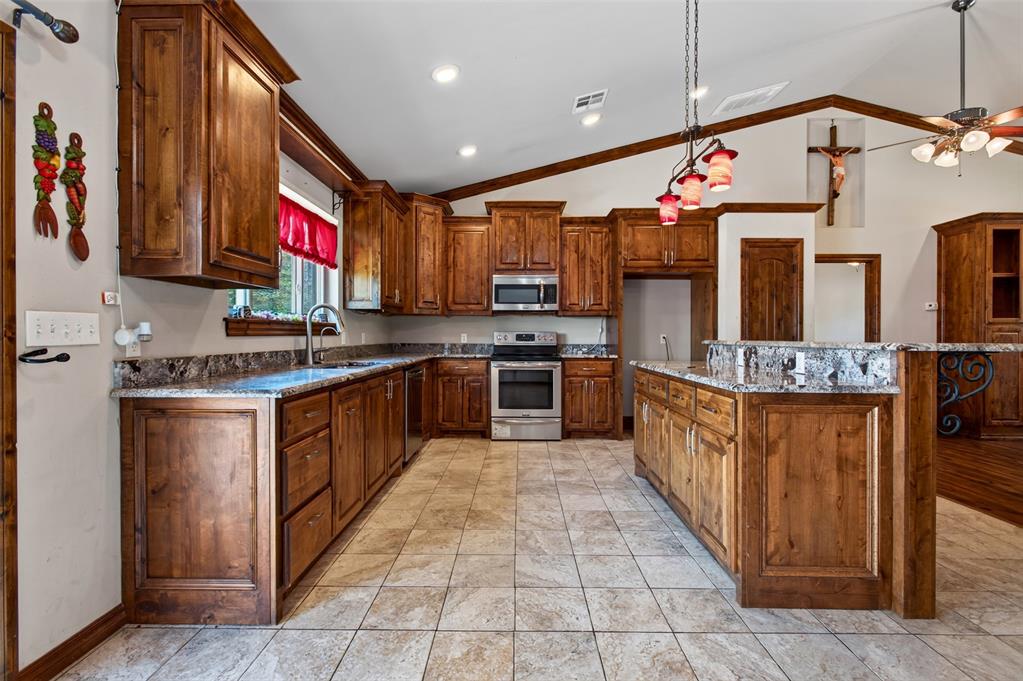 9280 Jasper Drive Property Photo 14