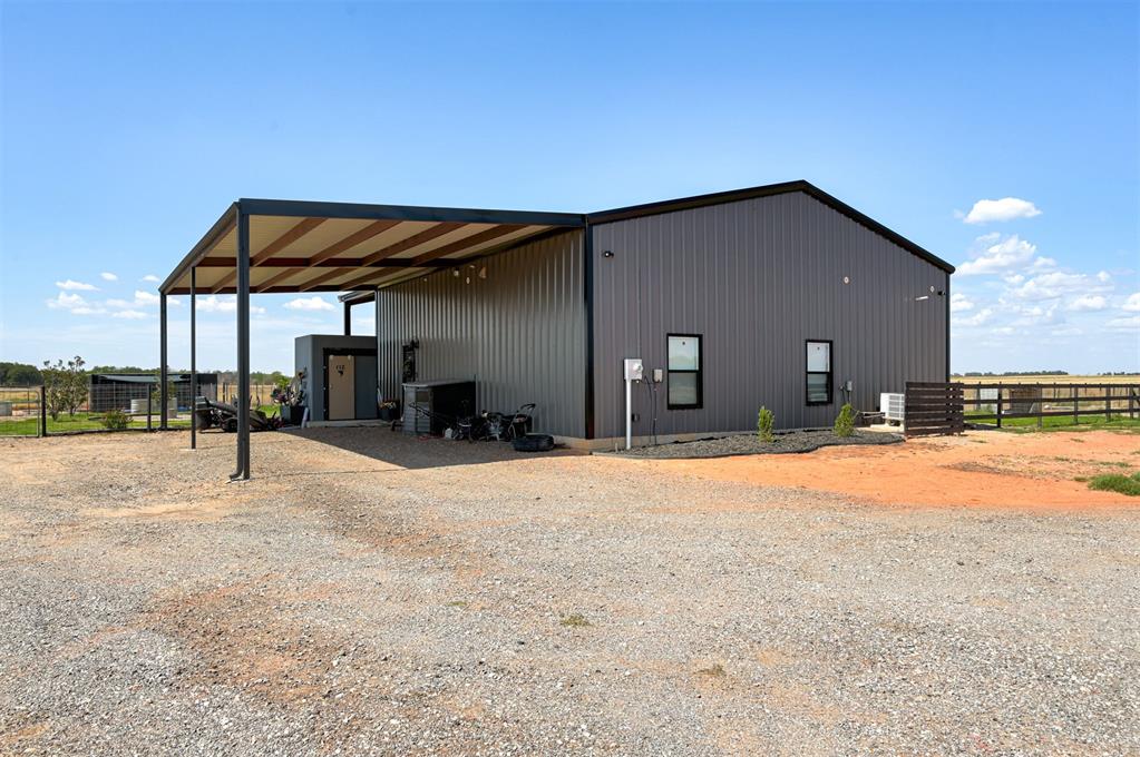 20352 N 2990 Road Property Photo 5