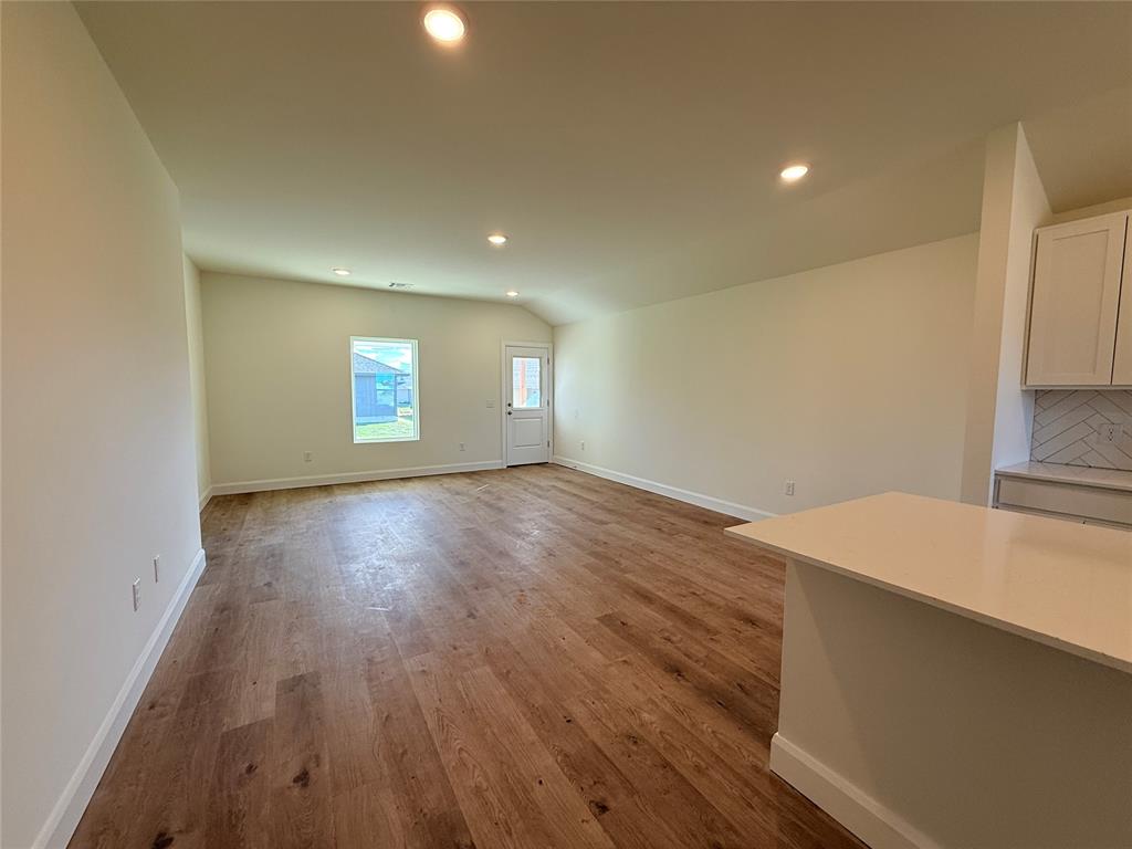 21228 Se 31st Street Property Photo 2