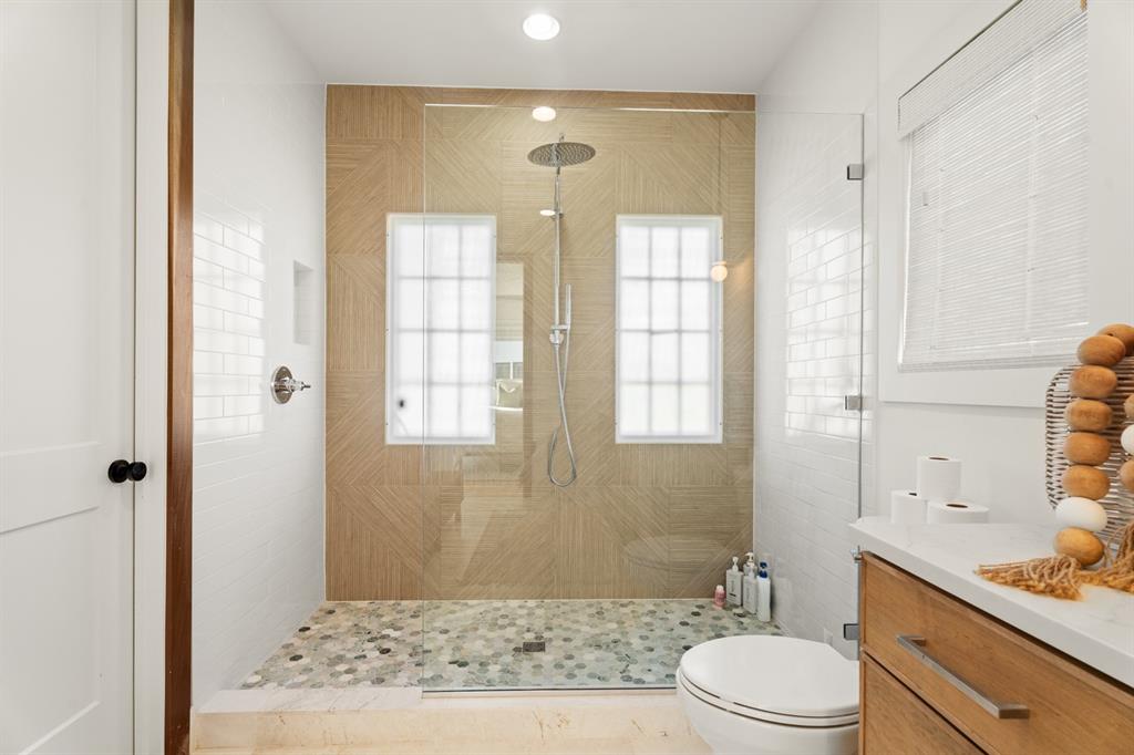 104 Sandstone Drive Property Photo 32